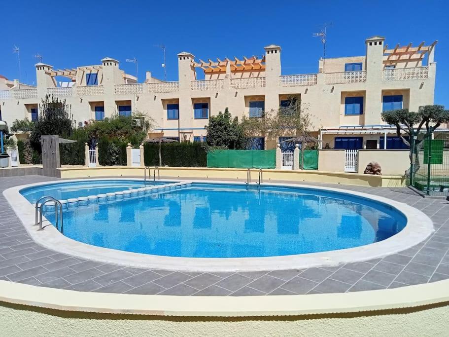 Apartamento En Los Nietos Con Piscina Comunitaria. Eksteriør bilde
