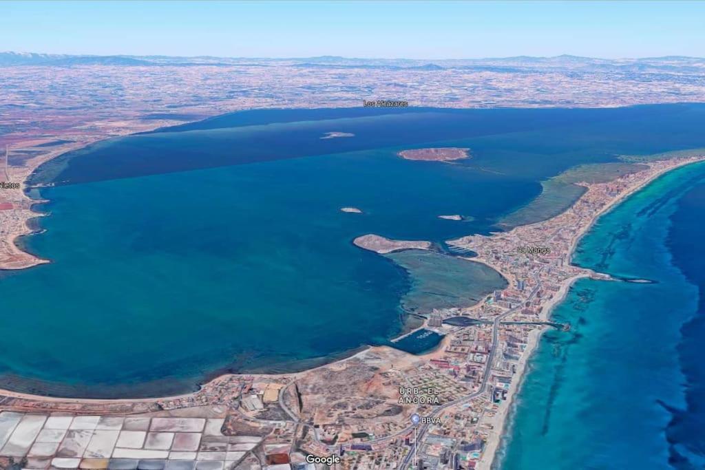 Apartamento En Los Nietos Con Piscina Comunitaria. Eksteriør bilde