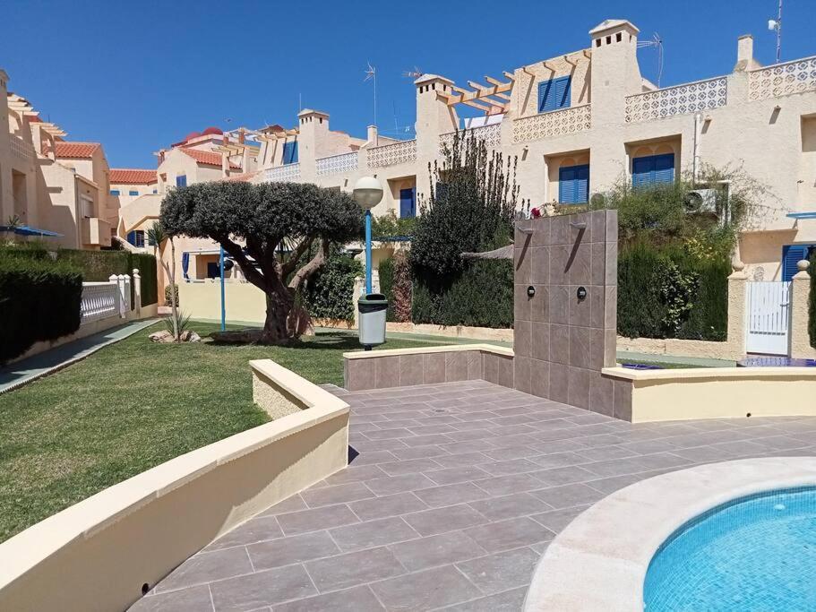Apartamento En Los Nietos Con Piscina Comunitaria. Eksteriør bilde